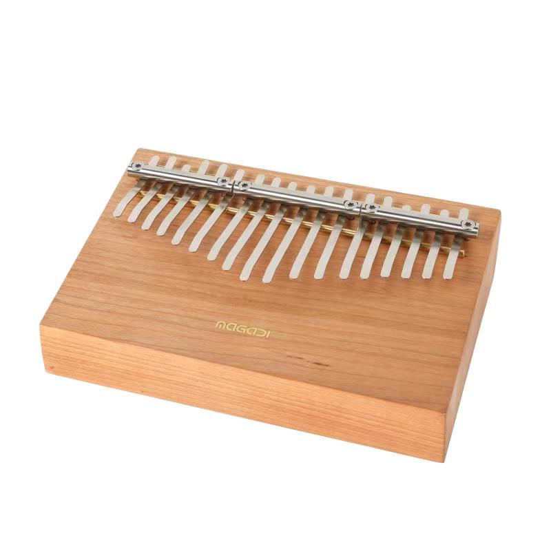 M18, 18 Key Kalimba, Kirsche