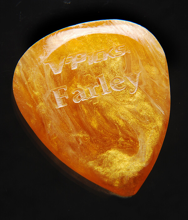 Farley Pick Amber Swirl