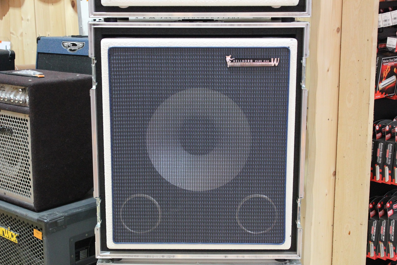 Club Cab - 15" Bass Reflex Cabinet / 250 Watt / 8 Ohm / Coaxial Speaker