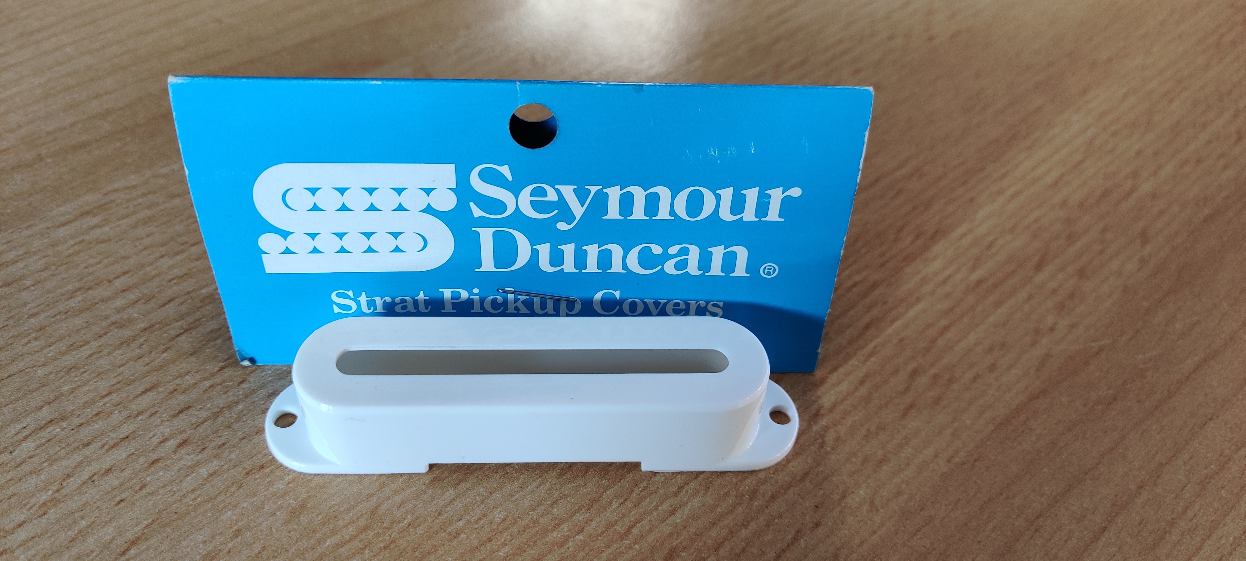 Seymour Duncan Pickup Cover Hot Strat, white