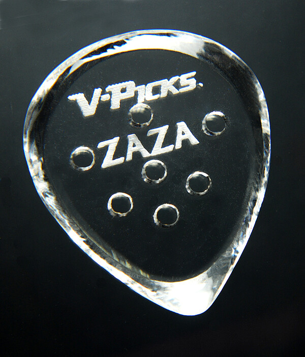 Neil Zaza Signature Pick